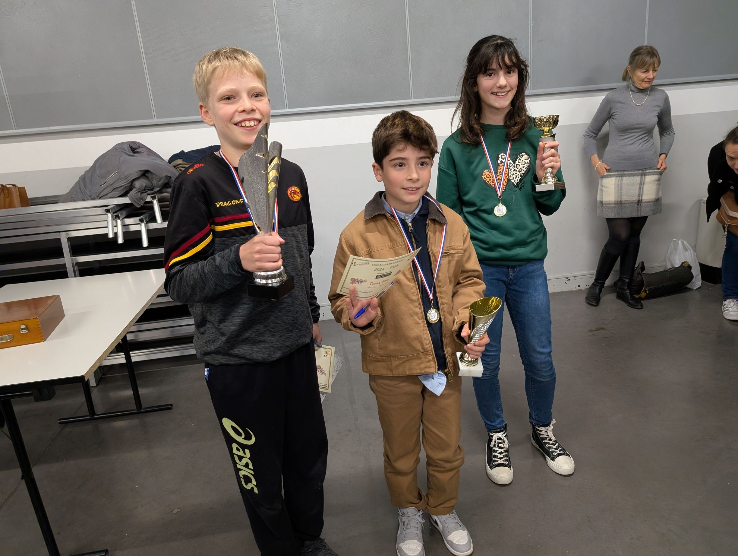 Le podium de Montpellier: Maël Haddadi (Montarnaud) Marius Moulin (Saint Aunes) et Lara Alcacer (Montarnaud)